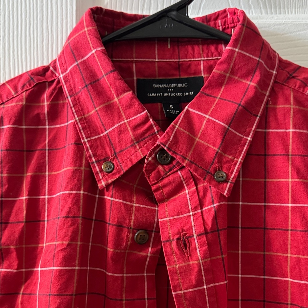 Banana Republic Red Checkered Men's Shirt